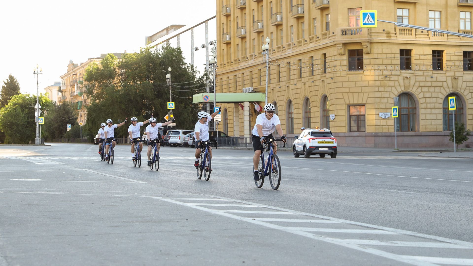 Патриотический велопробег «Из Сталинграда в Ленинград» стартовал в городе-герое на Волге