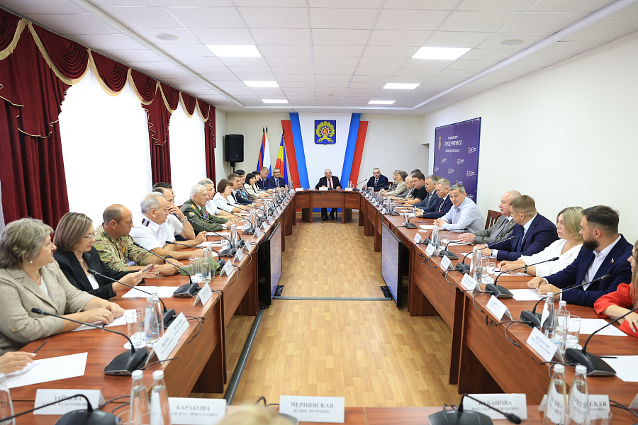 Губернатор Андрей Бочаров проводит рабочую поездку в Урюпинский район!